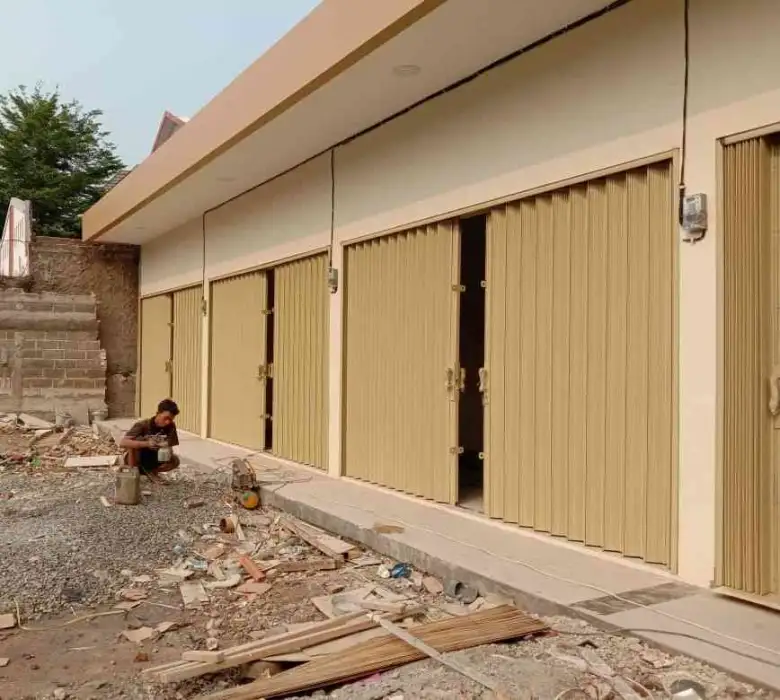 Pemasangan Folding Gate